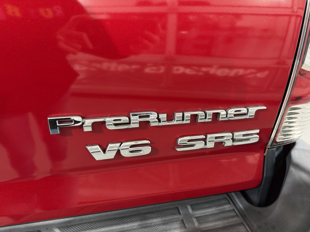 Used 2015 Toyota Tacoma PreRunner w/ SR5 Package image 9