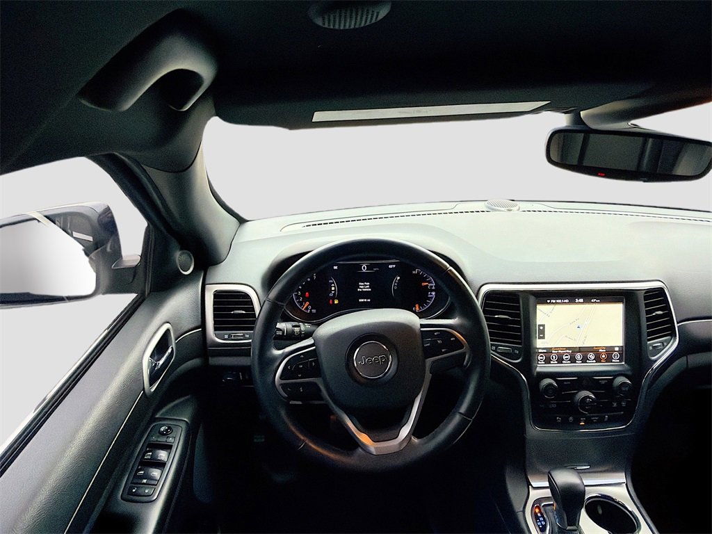 Used 2018 Jeep Grand Cherokee Laredo image 21