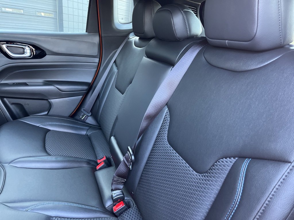 New 2026 Jeep Compass Latitude image 24