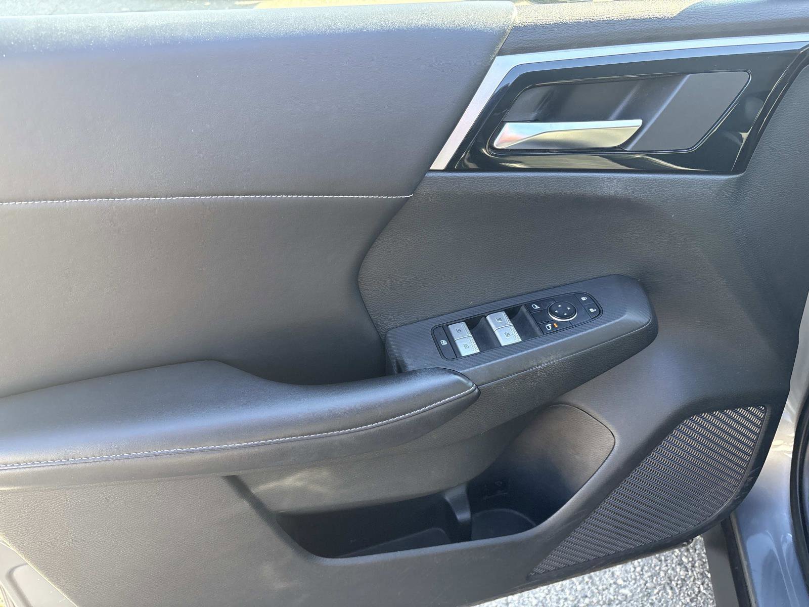 Used 2022 Mitsubishi Outlander SE image 14