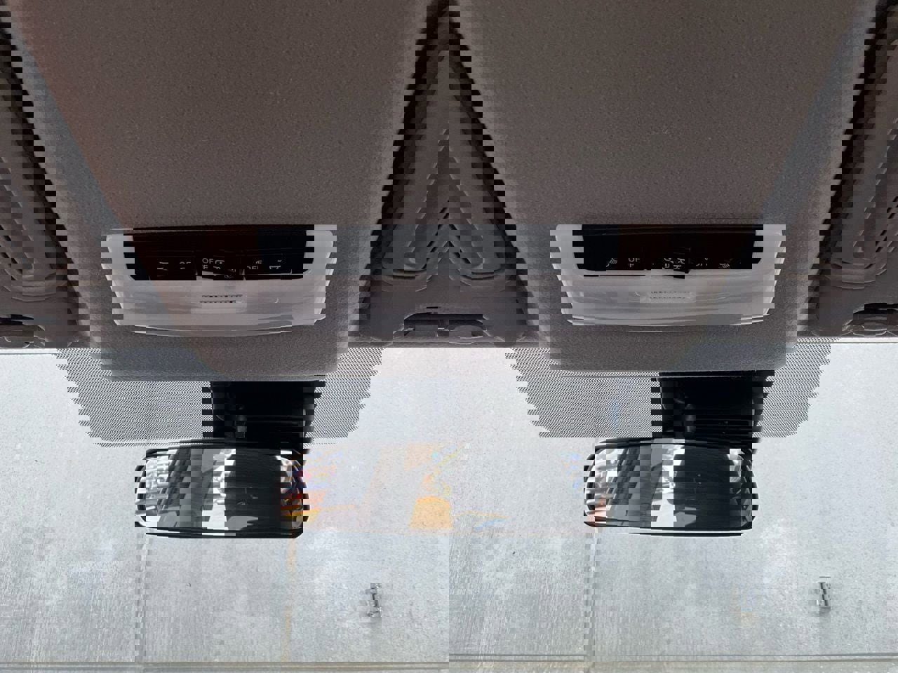 Used 2025 Nissan Versa SV image 15