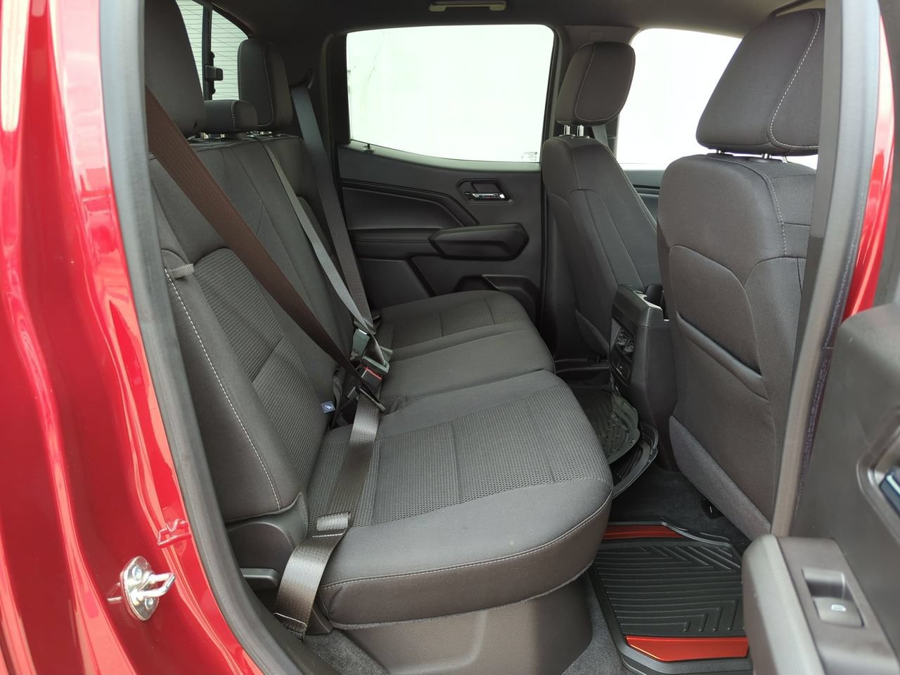 Certified 2024 Chevrolet Colorado LT w/ LT Convenience Package RWD image 23