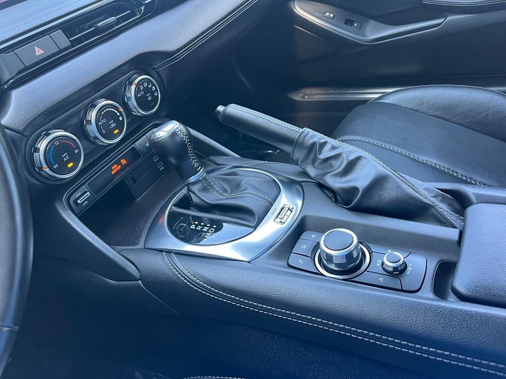 Used 2025 MAZDA MX-5 Miata RF Grand Touring RWD image 27