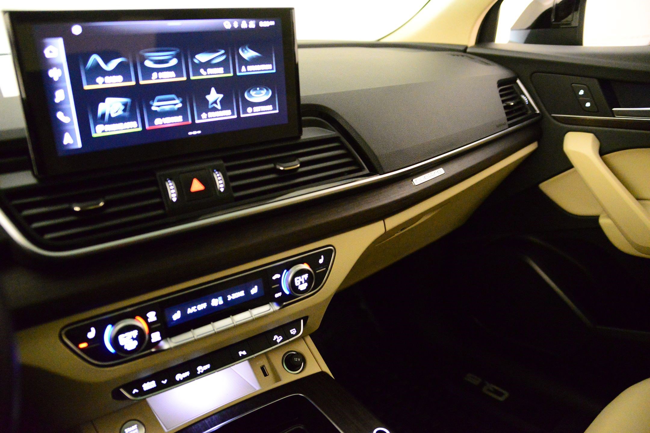 Certified 2025 Audi Q5 2.0T Premium image 30