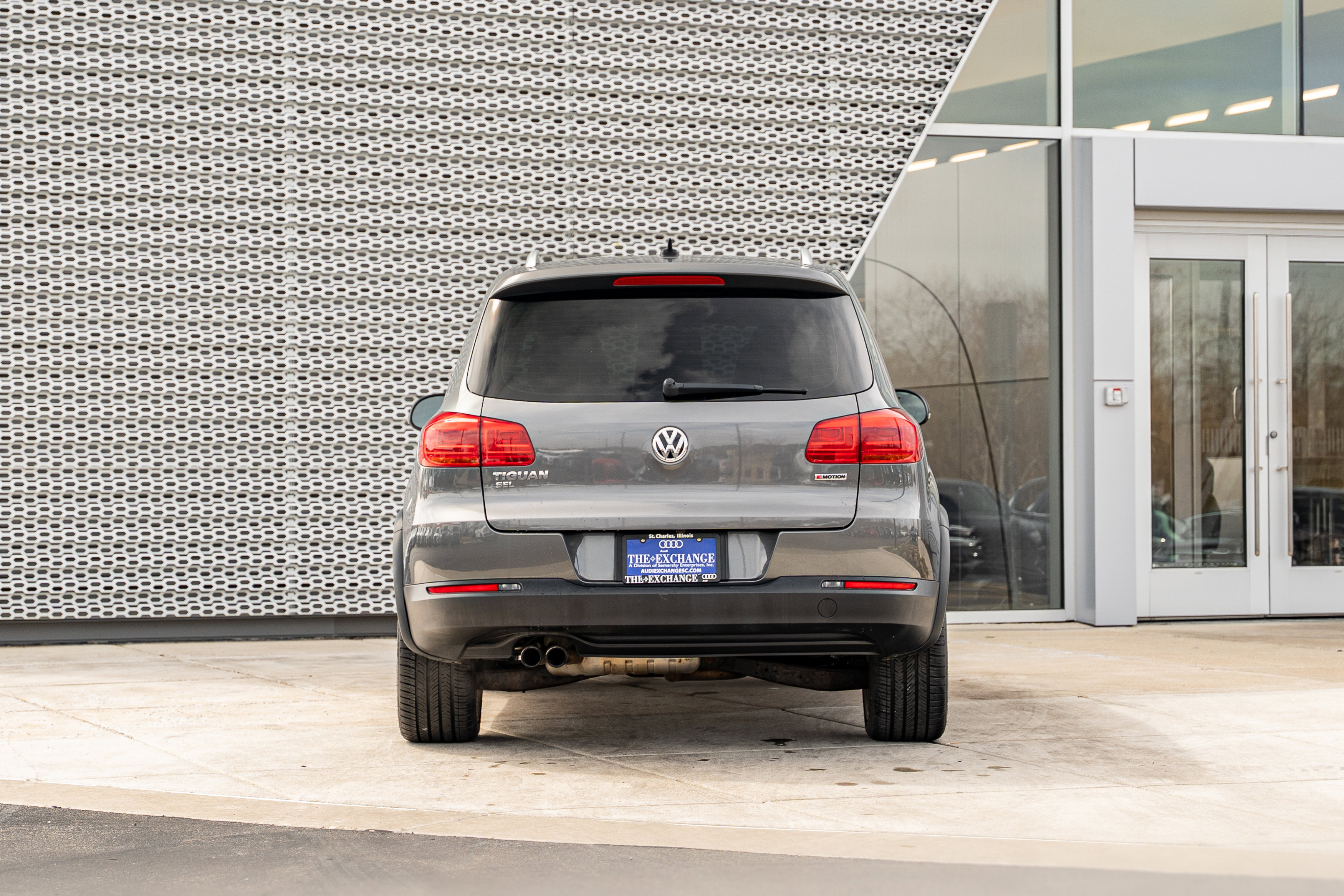 Used 2016 Volkswagen Tiguan SEL image 28