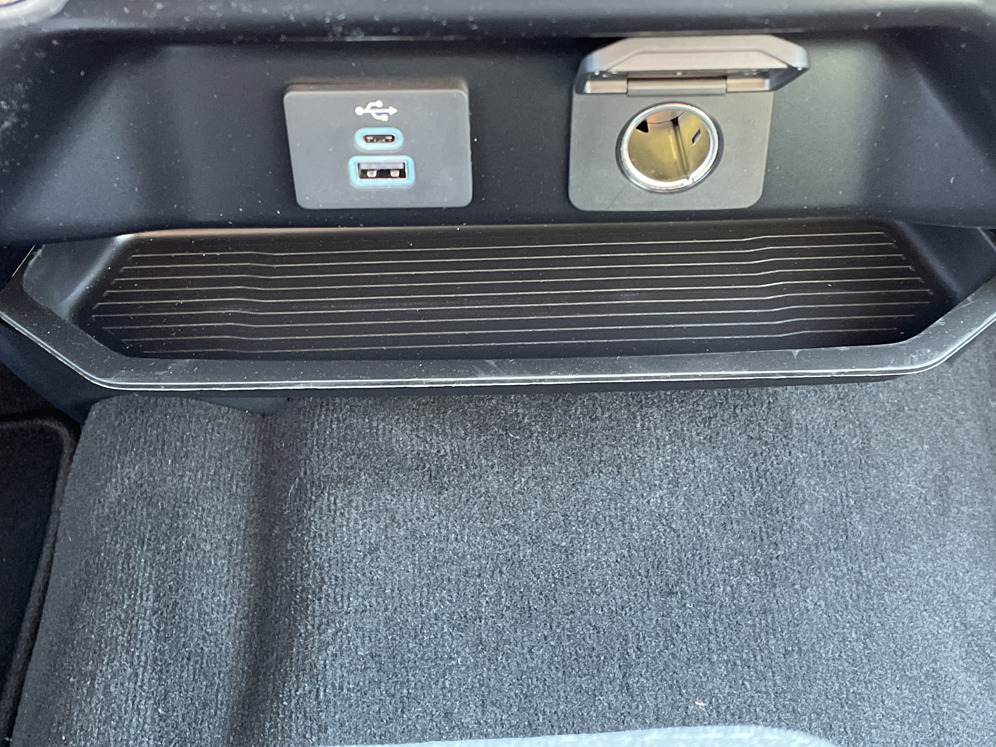 New 2025 Ford F250 XLT image 28