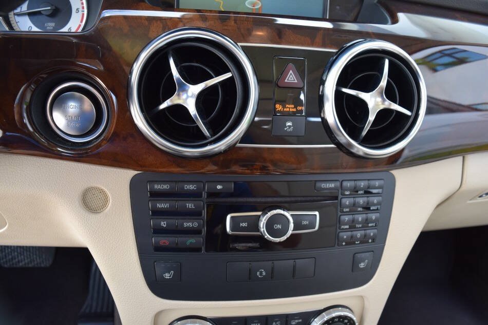 Used 2014 Mercedes-Benz GLK 250 BlueTEC 4MATIC image 58
