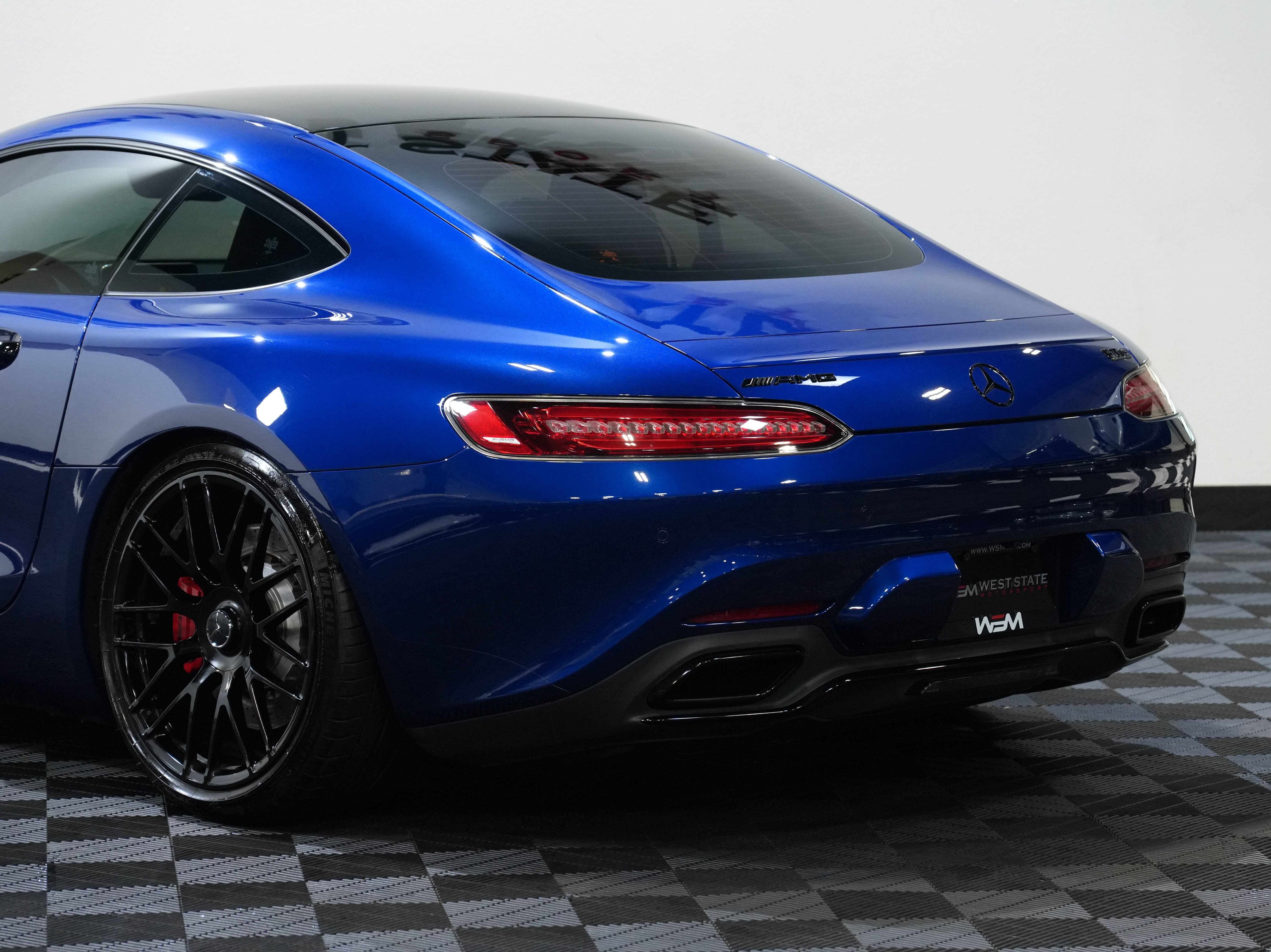 Used 2016 Mercedes-Benz AMG GT S image 17