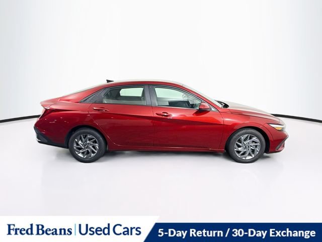 Used 2024 Hyundai Elantra SEL FWD image 10