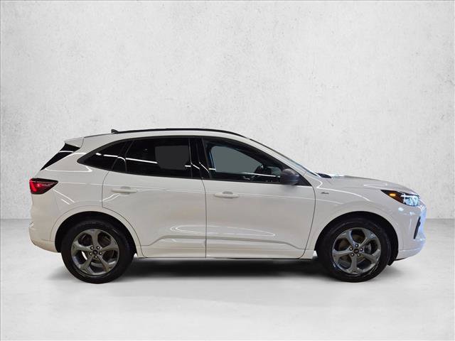 Certified 2023 Ford Escape ST-Line w/ Tech Pack #1 FWD image 4