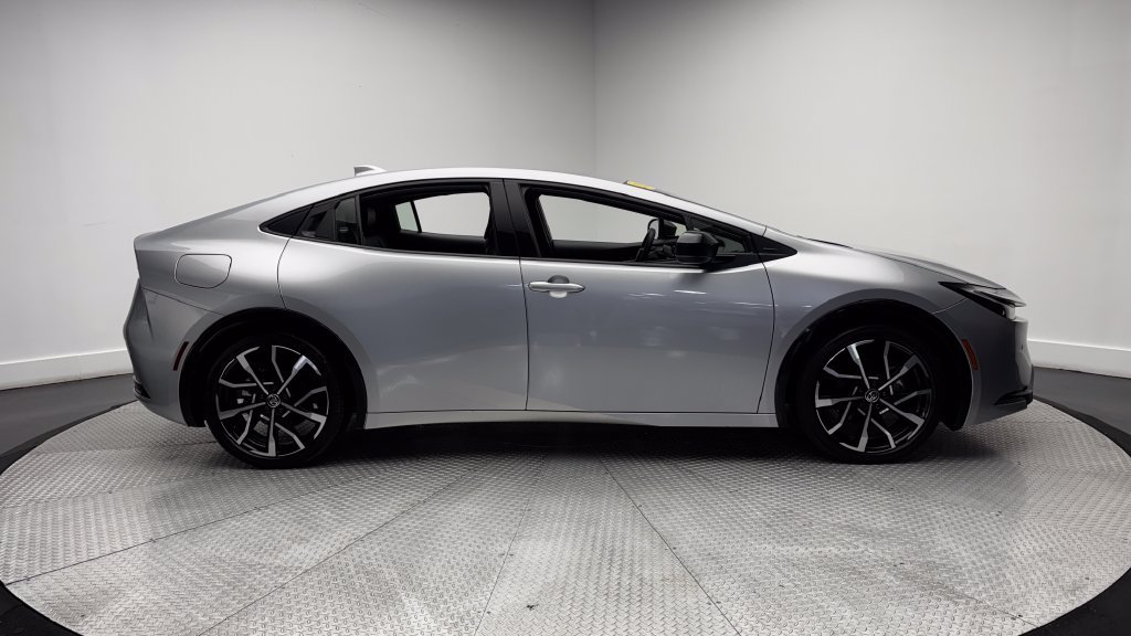 Certified 2023 Toyota Prius Prime FWD image 39