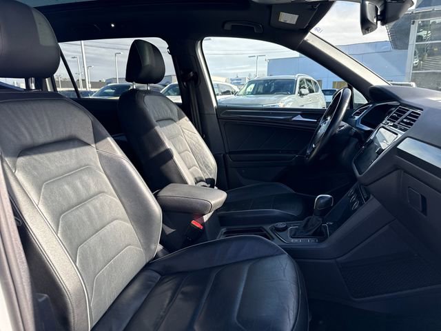 Used 2020 Volkswagen Tiguan SEL Premium R-Line image 13