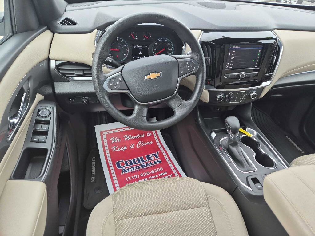 Used 2023 Chevrolet Traverse LS w/ Safety Package AWD/4WD image 6