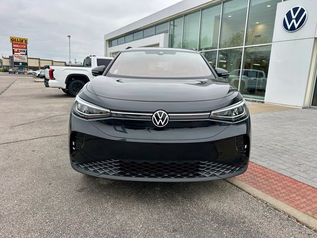 Used 2025 Volkswagen ID.4 Pro AWD/4WD image 2