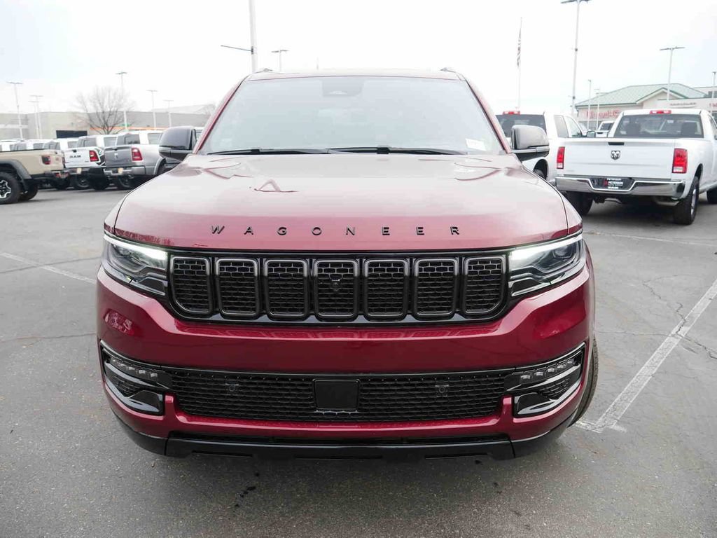 New 2025 Jeep Wagoneer L Series II w/ Convenience Group I AWD/4WD image 2
