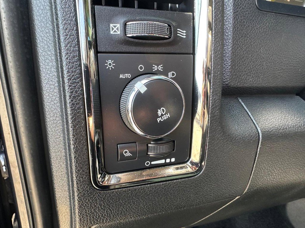 Used 2016 RAM 1500 Sport image 39