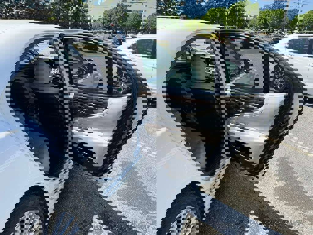 Used 2013 Lexus LS 460 w/ Comfort Pkg RWD image 11