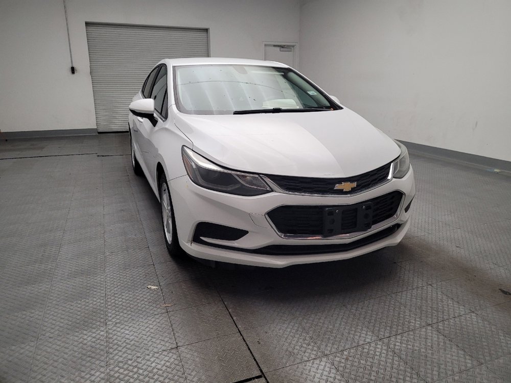 Used 2018 Chevrolet Cruze LT image 14