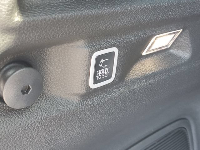 New 2026 Jeep Grand Cherokee L Limited w/ Limited Altitude Package AWD/4WD image 9