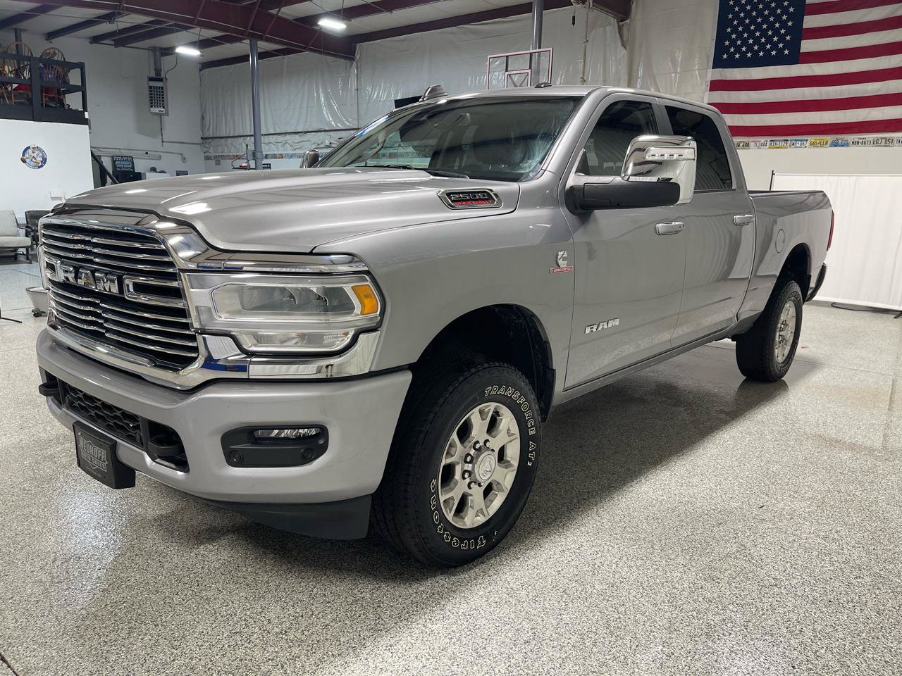 Used 2024 RAM 2500 Laramie AWD/4WD image 5
