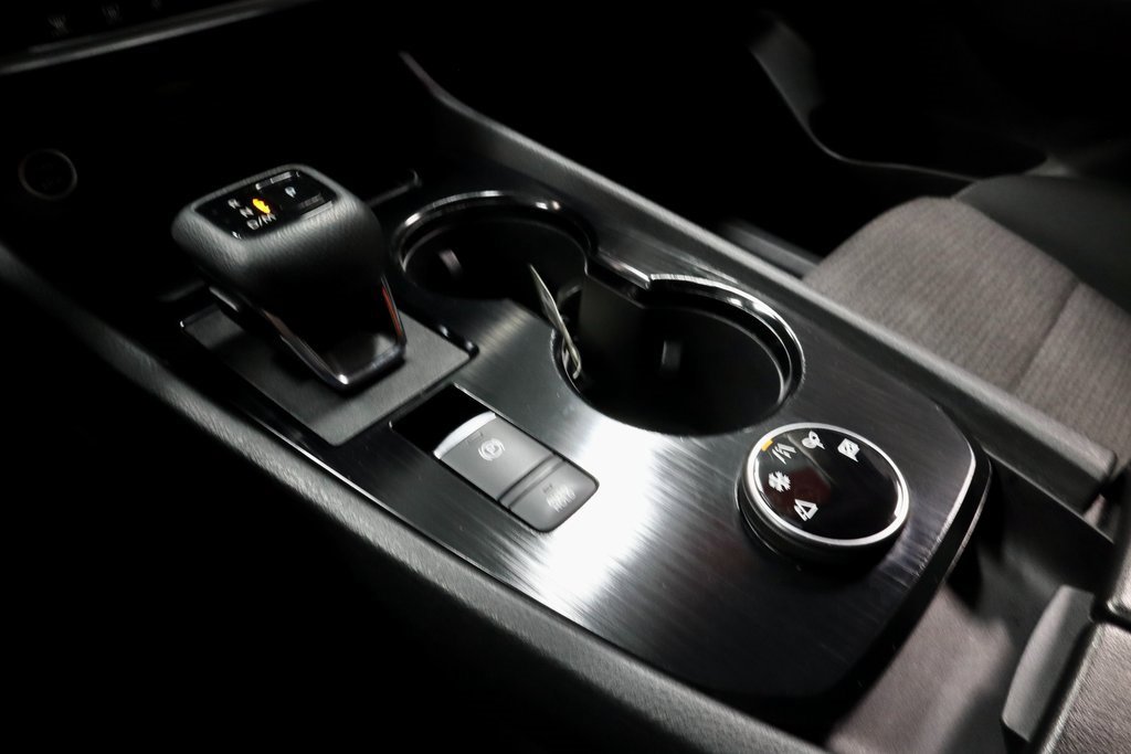 Certified 2022 Nissan Rogue SV image 31