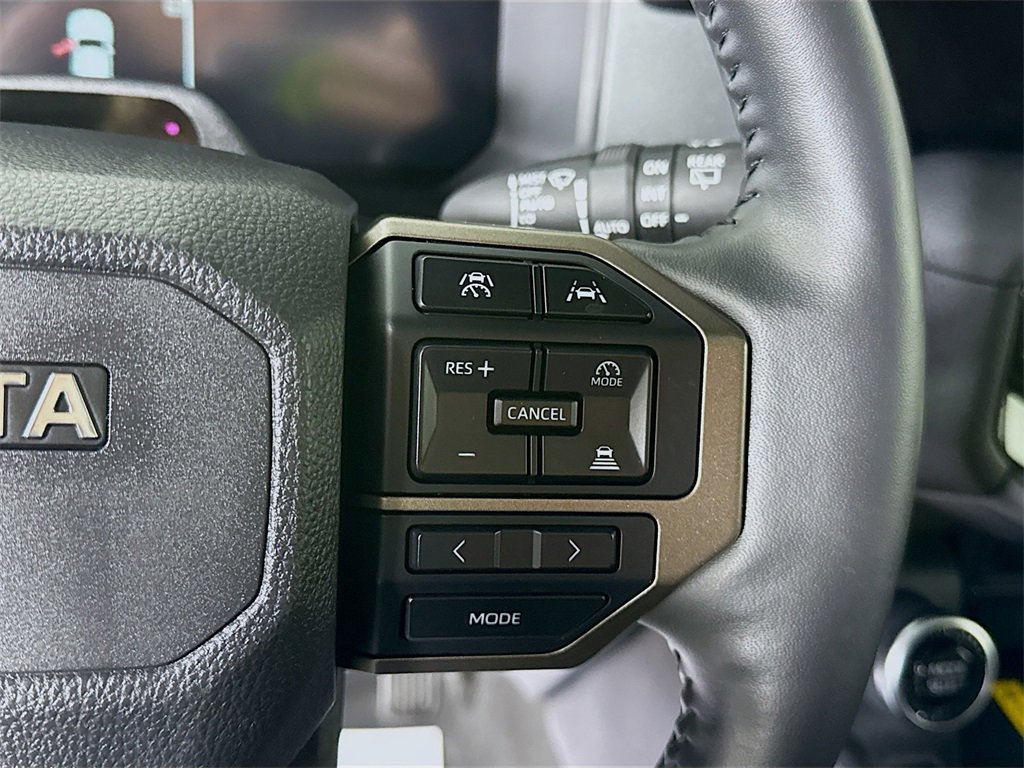 Used 2024 Toyota Land Cruiser image 24