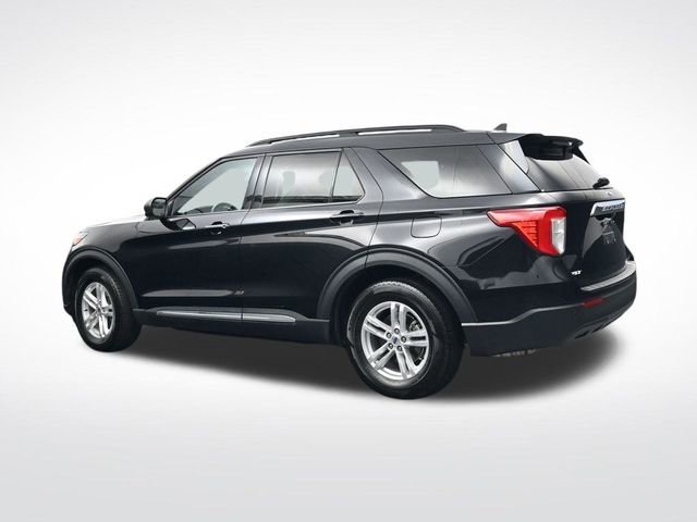 Used 2023 Ford Explorer XLT image 7