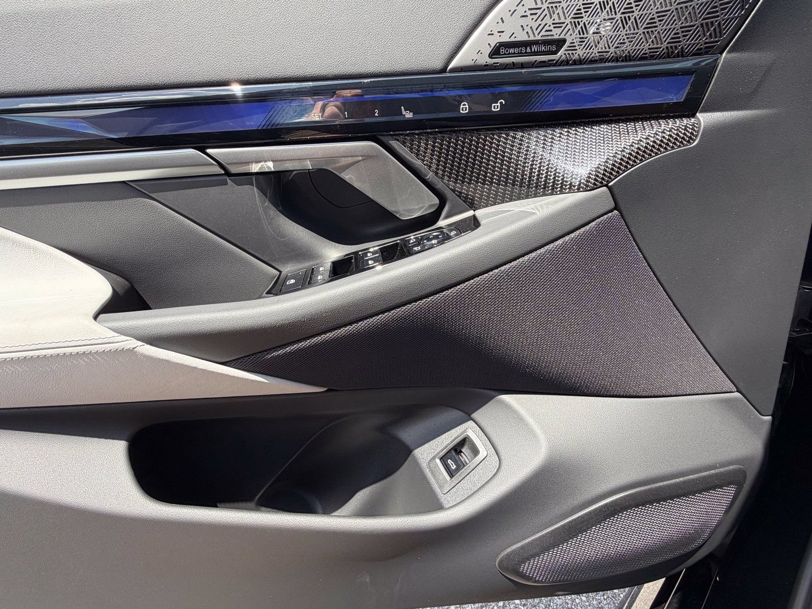 New 2027 BMW M5 Touring AWD/4WD image 28