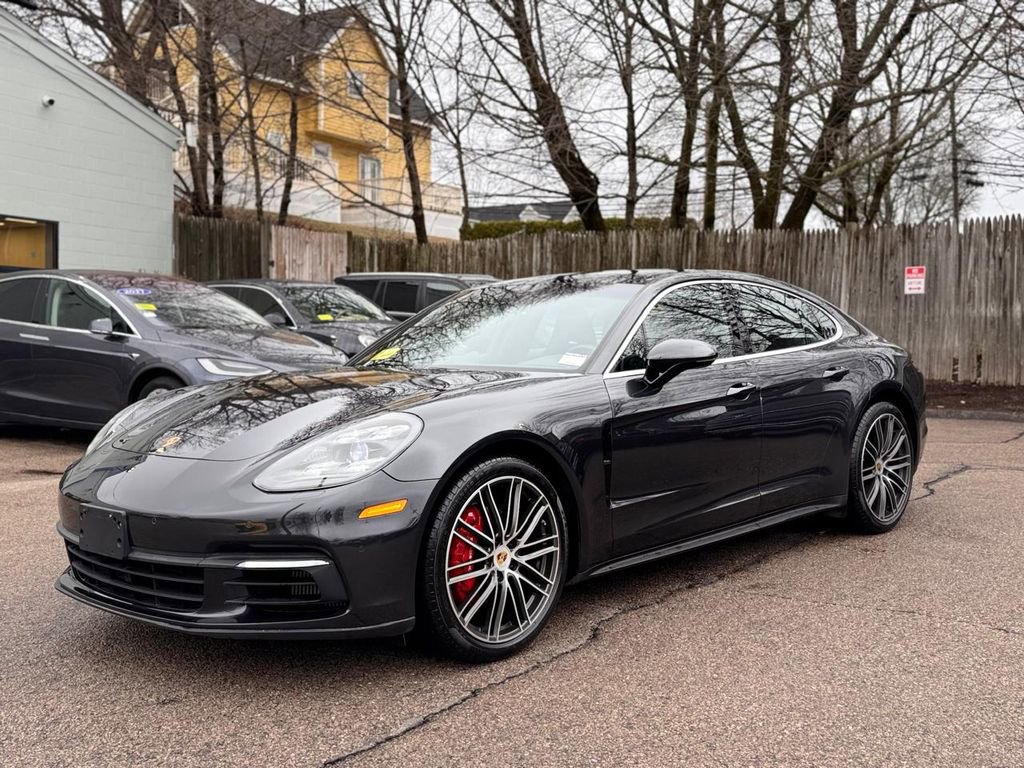 Used 2017 Porsche Panamera 4S image 2