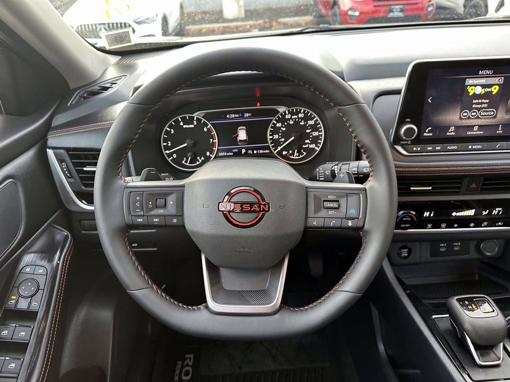 Certified 2025 Nissan Rogue SV image 15