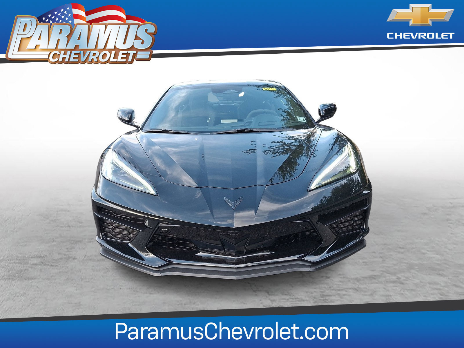 Used 2024 Chevrolet Corvette Stingray Premium Cpe w/ Z51 Performance Package RWD image 2