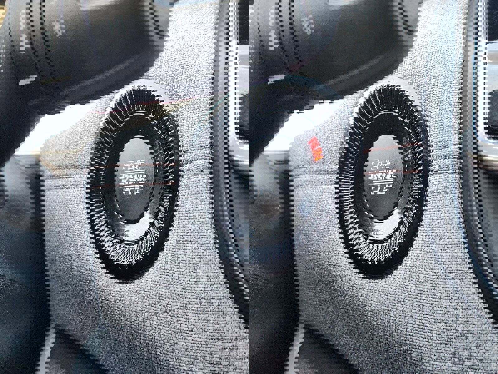 Used 2024 Jeep Compass Latitude w/ Sun and Sound Group image 30