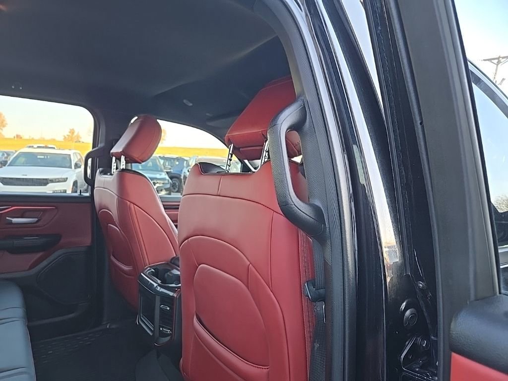 Used 2022 RAM 1500 Rebel image 96