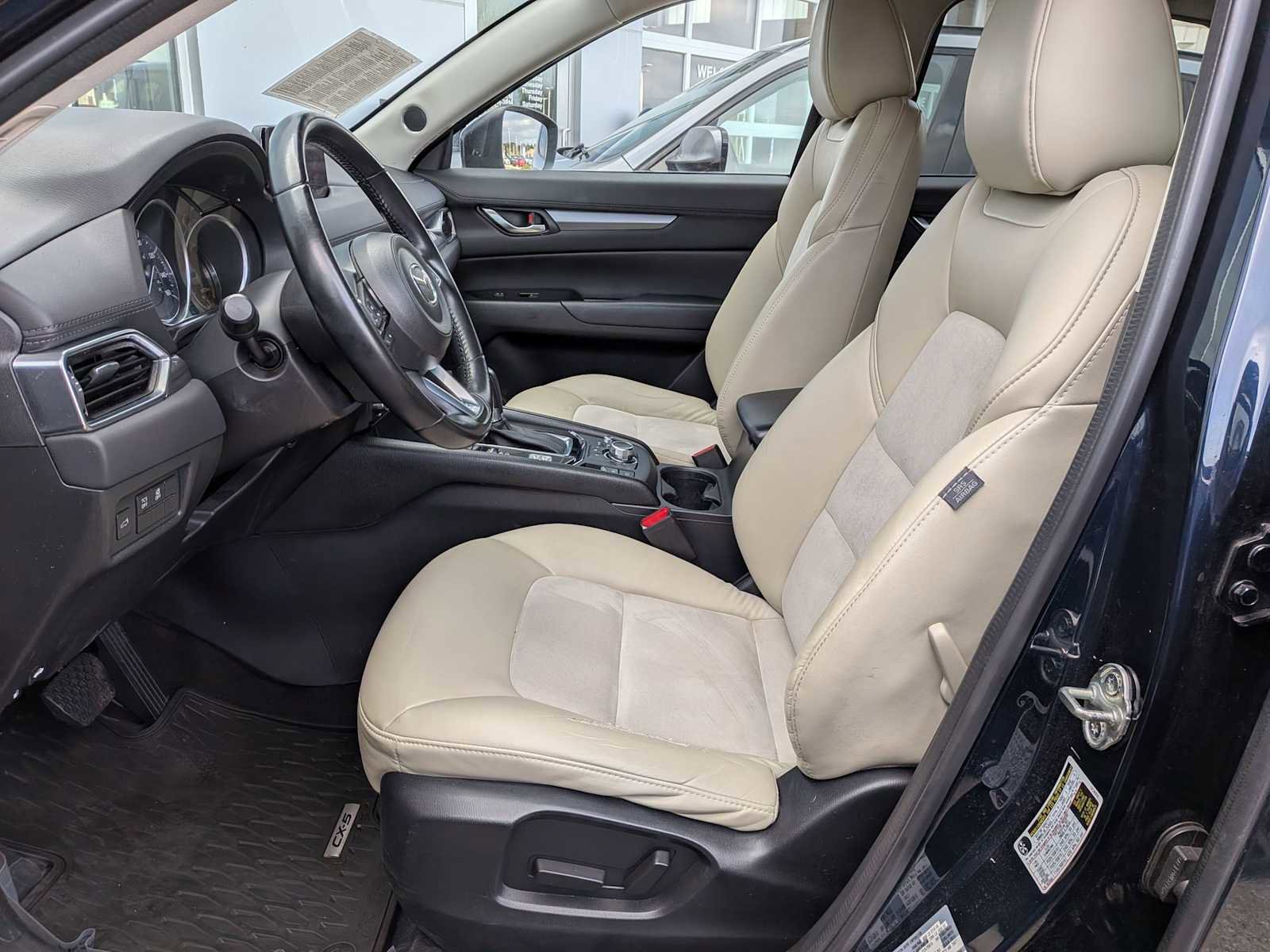 Used 2018 MAZDA CX-5 Touring w/ Preferred Equipment Package AWD/4WD image 14