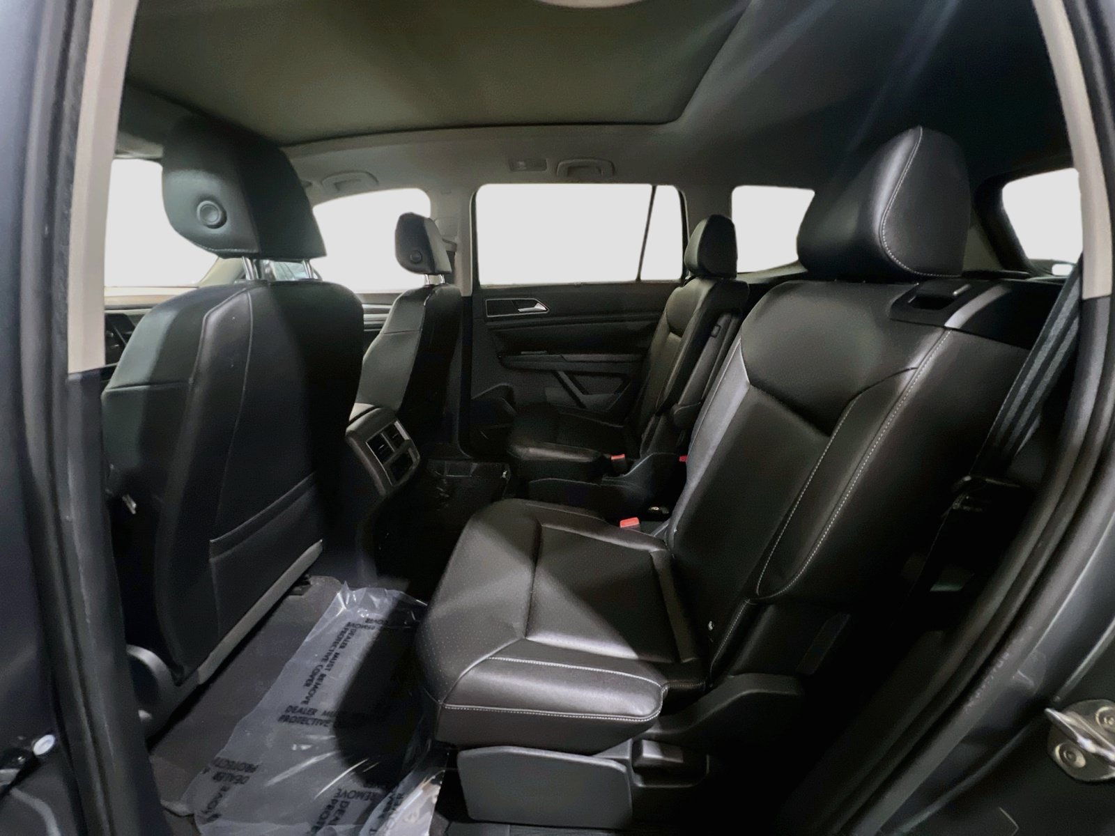 Used 2019 Volkswagen Atlas SEL FWD image 18
