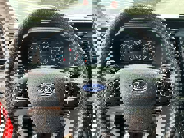 Used 2023 Ford Transit 250 Medium Roof image 11