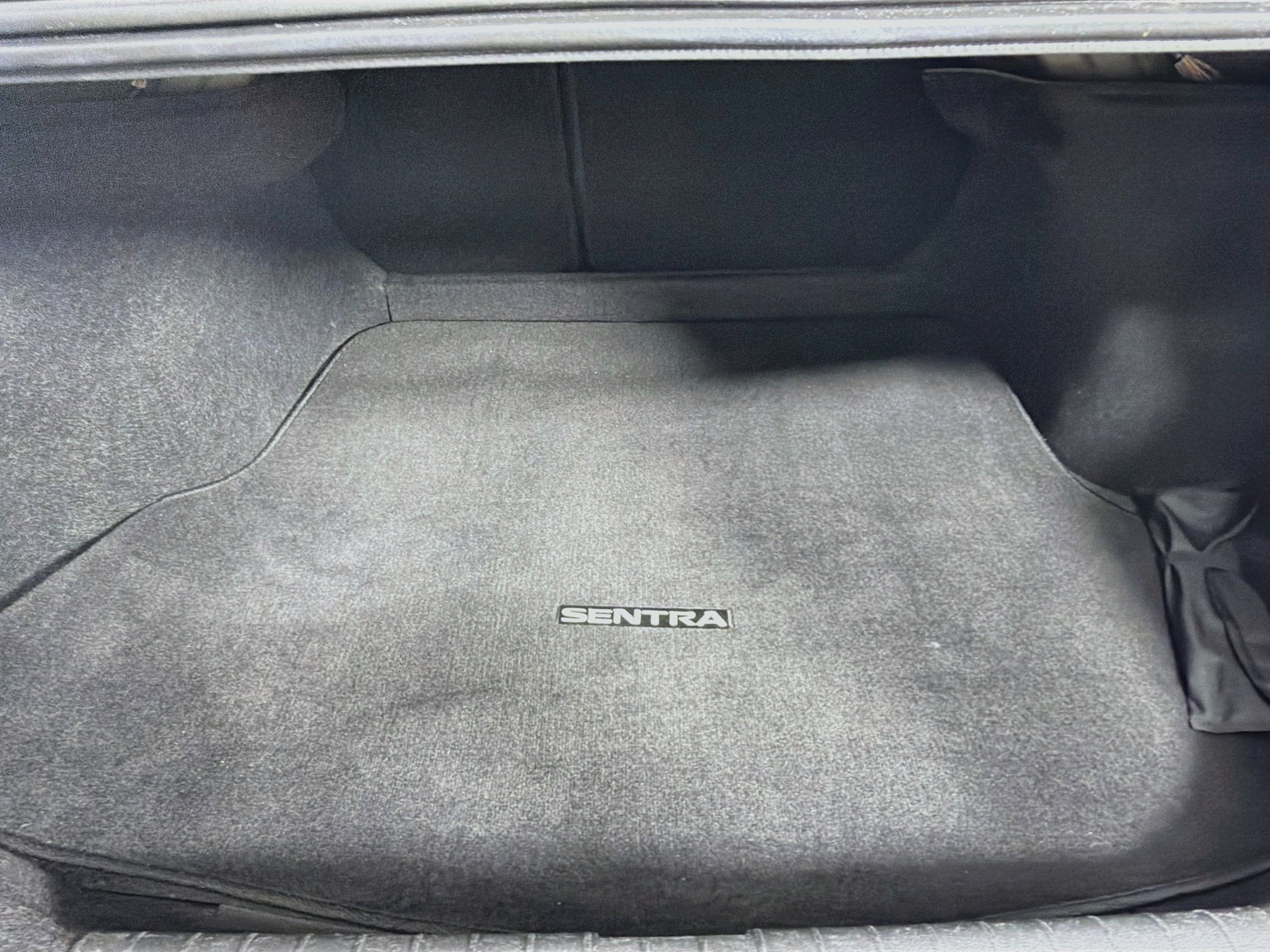 Used 2025 Nissan Sentra SV FWD image 26
