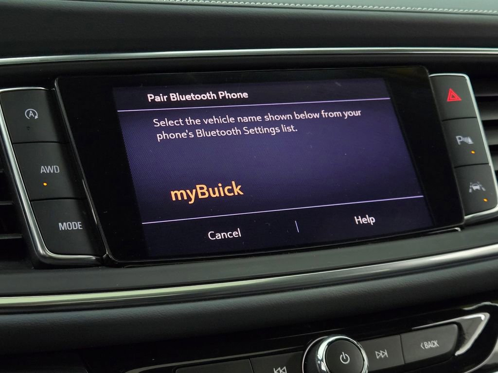 Used 2024 Buick Enclave Essence image 13