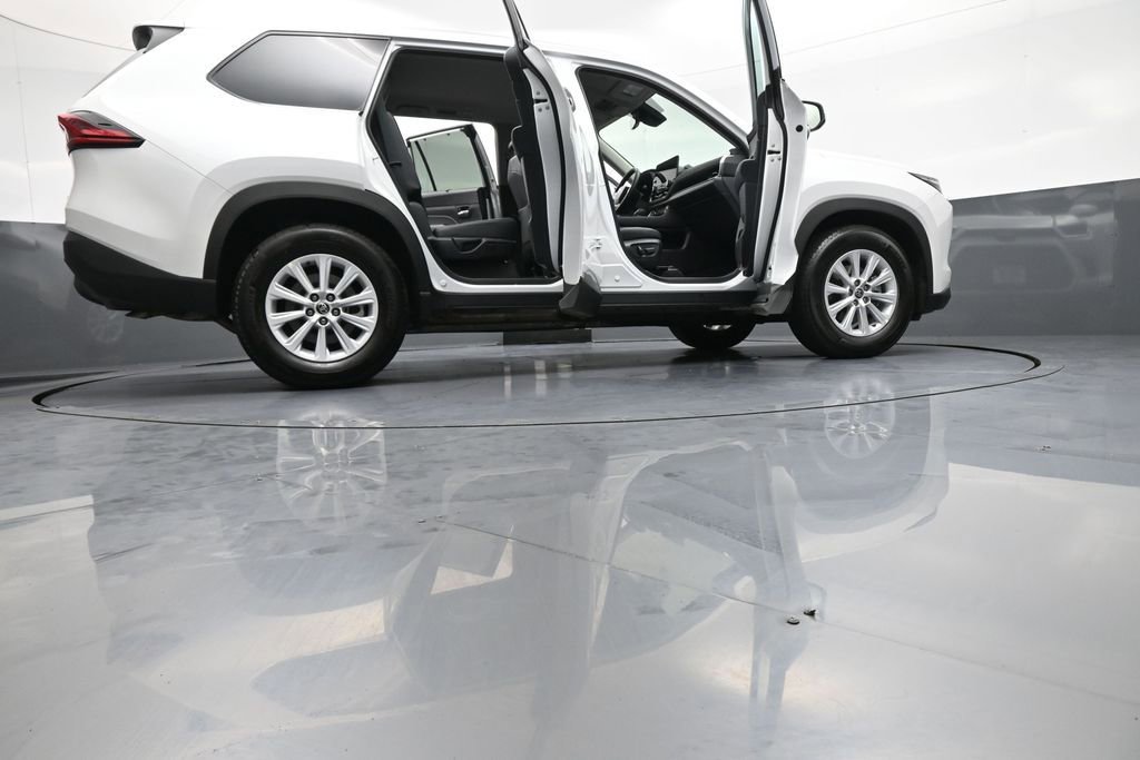 Certified 2026 Toyota Grand Highlander XLE image 49