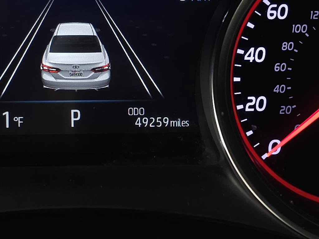 Used 2019 Toyota Camry XSE image 19
