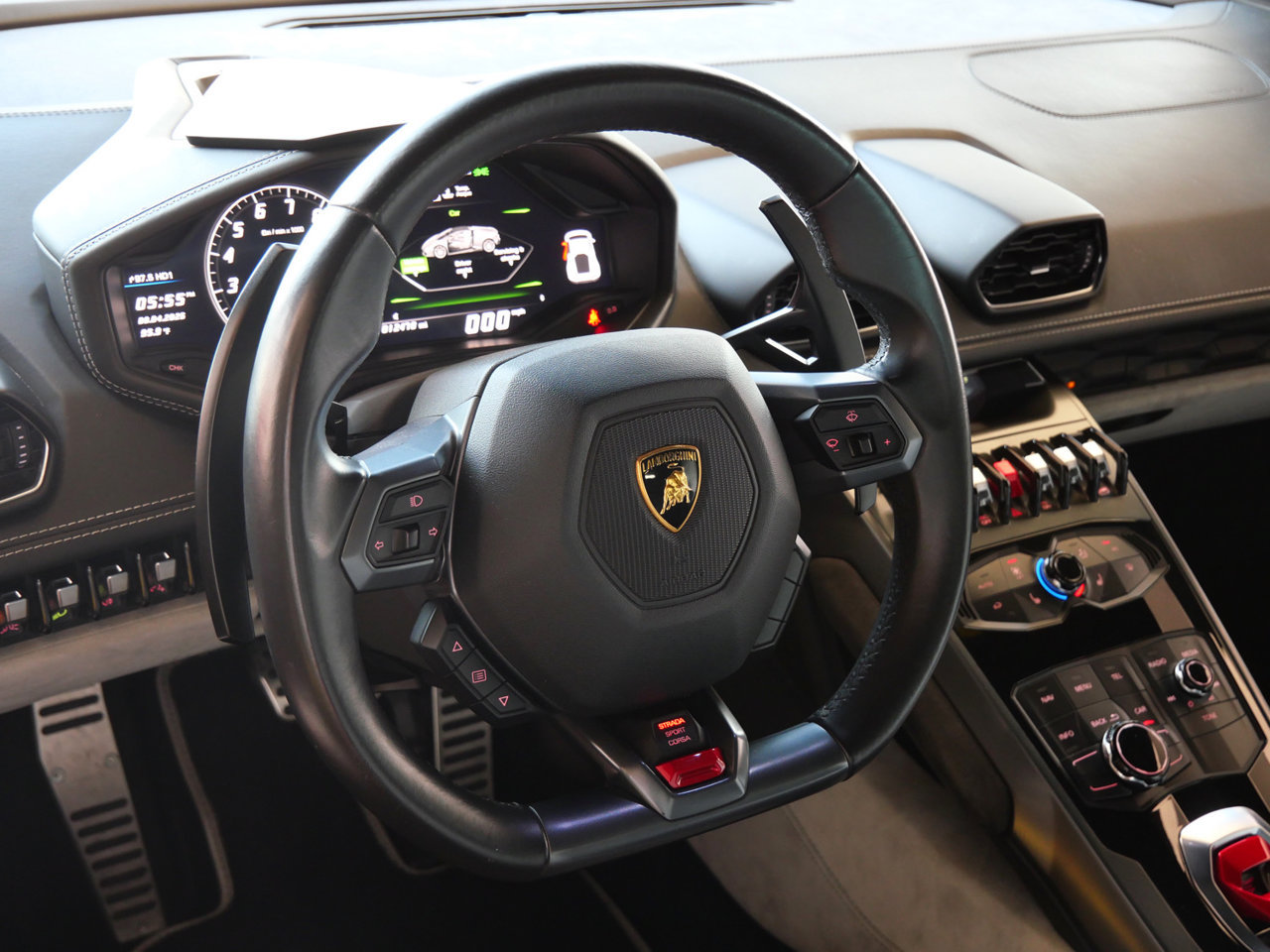 Used 2016 Lamborghini Huracan LP 580-2 RWD image 14