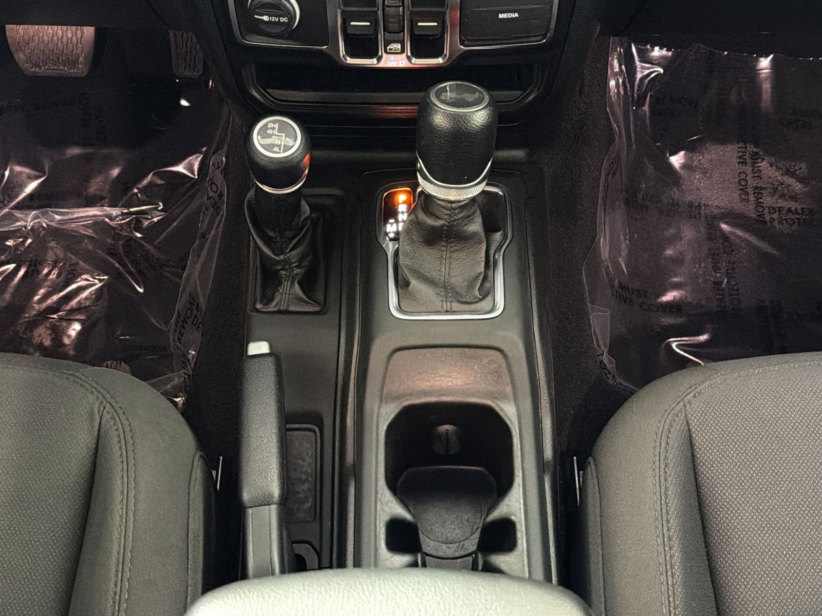 Used 2022 Jeep Wrangler Unlimited Sport image 22