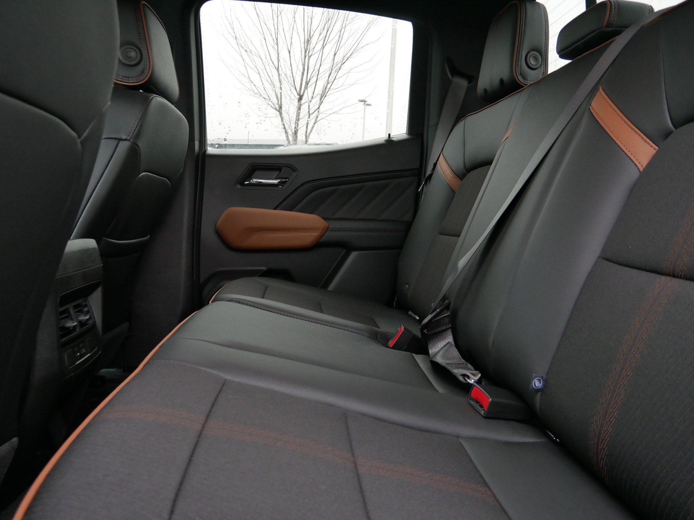 New 2026 GMC Canyon AT4 image 5