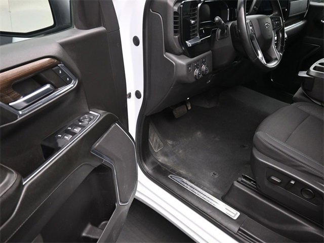 Used 2023 Chevrolet Silverado 1500 RST w/ Z71 Off-Road Package image 14