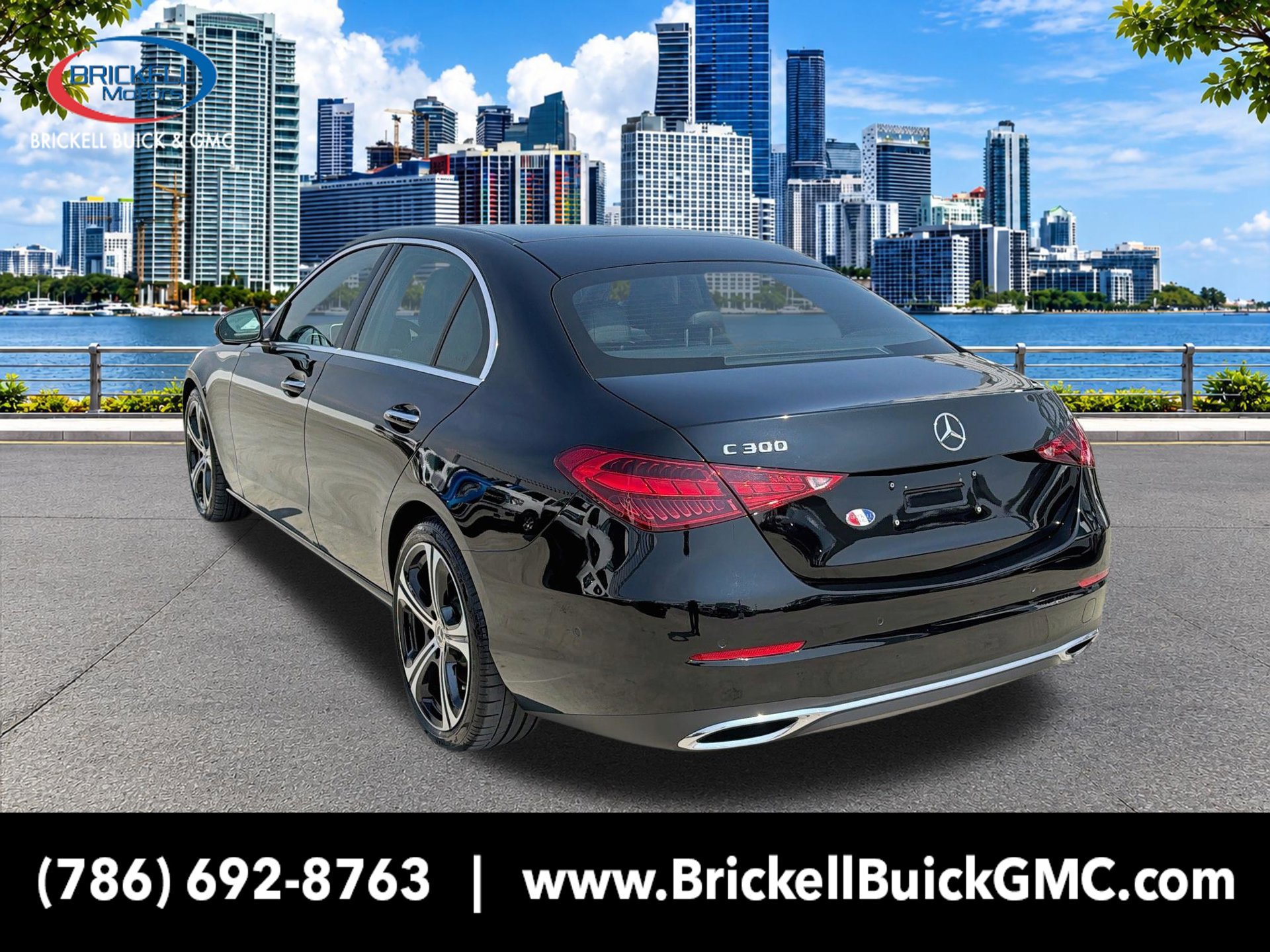 Used 2025 Mercedes-Benz C 300 Sedan image 3