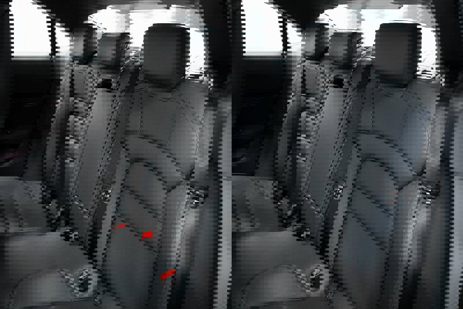 Certified 2022 Porsche Taycan 4S image 31