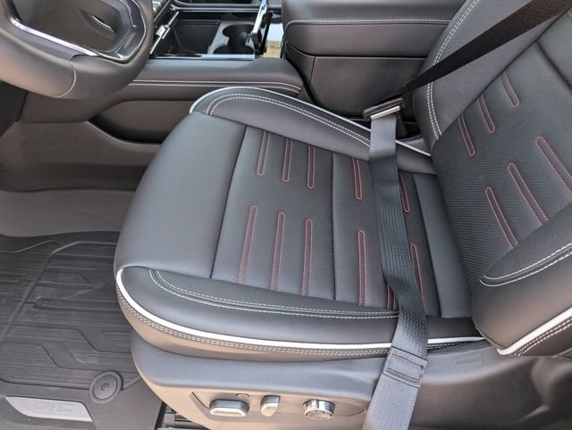 New 2026 GMC Yukon XL AT4 Ultimate AWD/4WD image 22