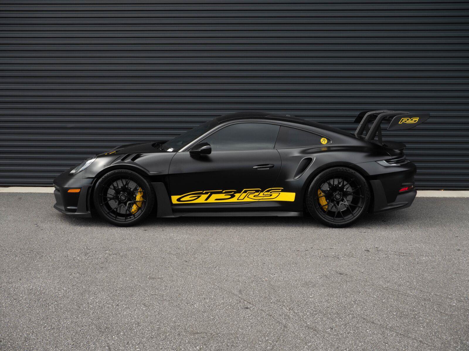 Used 2023 Porsche 911 GT3 RS RWD image 2