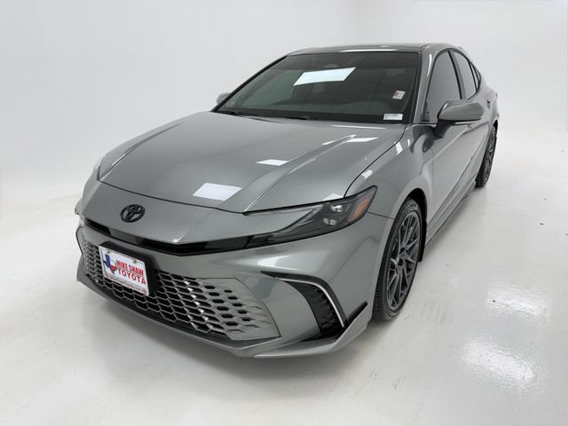Used 2026 Toyota Camry XSE w/ Premium Package FWD image 4