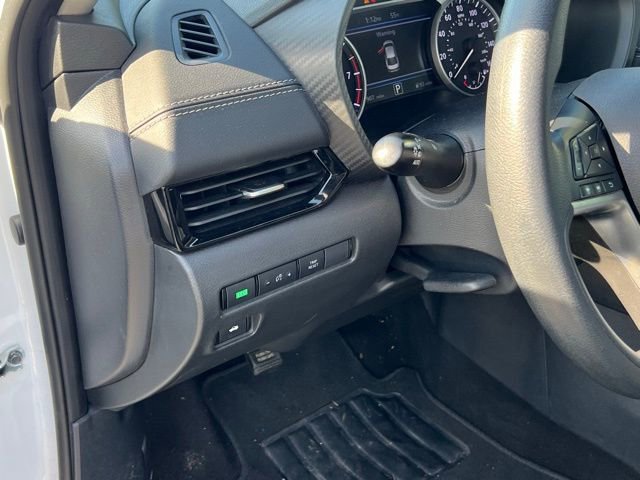 Used 2023 Nissan Sentra SV image 11